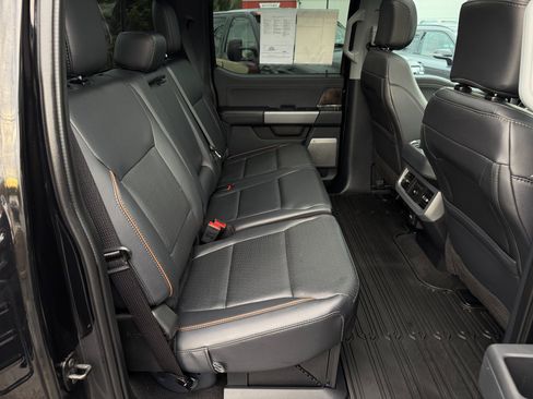 Used 2025 Ford F350 Lariat w/ Lariat Ultimate Package image 16