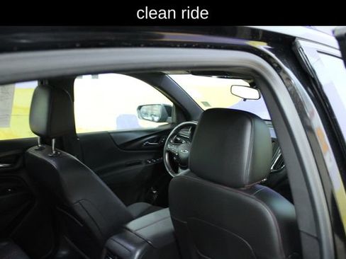Used 2022 Chevrolet Equinox RS w/ LPO, Floor Liner Package FWD image 10