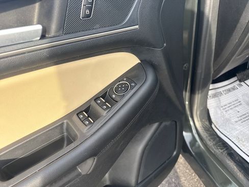 Used 2024 Ford Edge SEL image 26