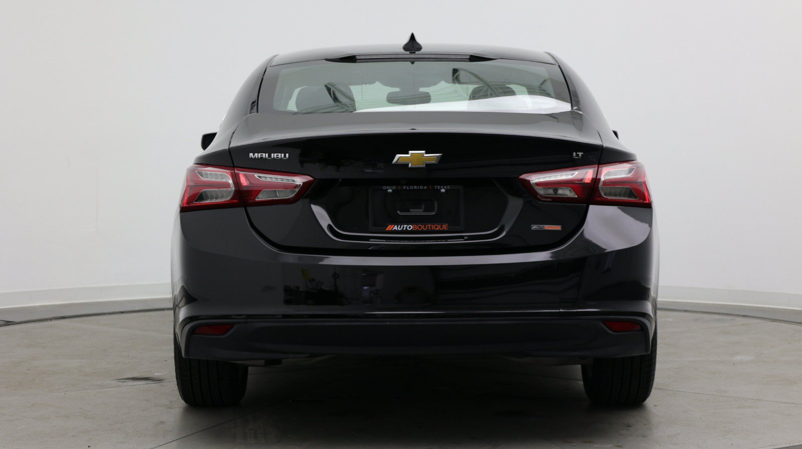 Used 2021 Chevrolet Malibu LT FWD image 5