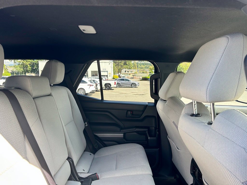 Certified 2025 Toyota 4Runner SR5 AWD/4WD image 14