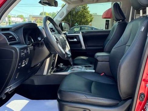 Used 2022 Toyota 4Runner Limited AWD/4WD image 11