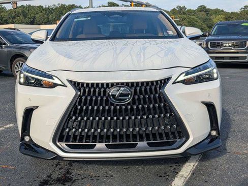 Certified 2025 Lexus NX 250 FWD w/ Accessory Package (K3) image 10