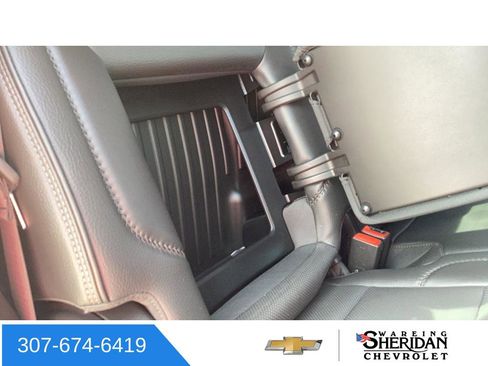 Used 2024 GMC Sierra 2500 Denali w/ Technology Package AWD/4WD image 32