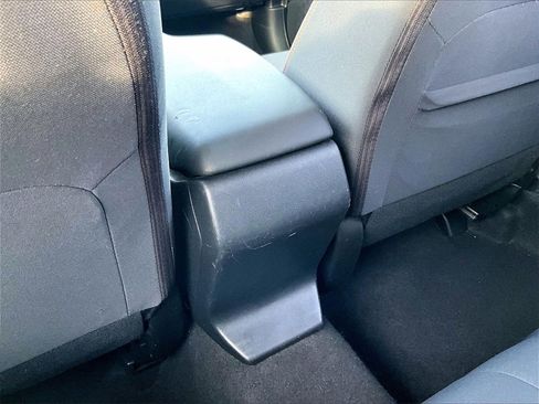 Used 2019 Subaru Crosstrek 2.0i Premium w/ Eyesight System image 28