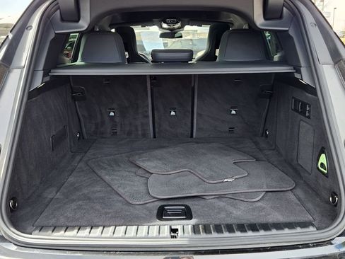 Used 2024 BMW iX xDrive50 w/ Premium Package image 12