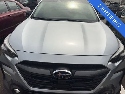 Used 2025 Subaru Outback Premium image 5