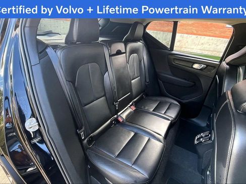 Certified 2025 Volvo XC40 B5 Plus image 34