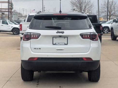 New 2025 Jeep Compass Limited w/ Sun & Sound Group AWD/4WD image 4