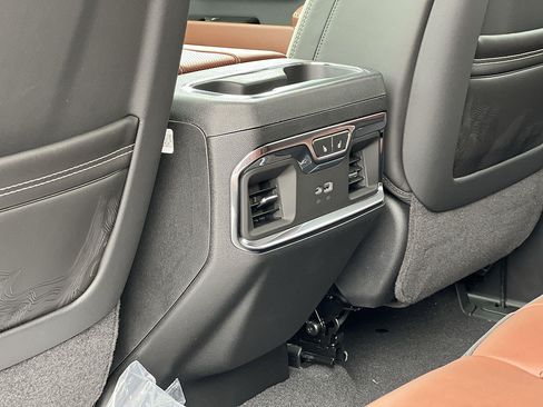 New 2026 GMC Sierra 2500 Denali Ultimate w/ Max Trailering Package AWD/4WD image 28