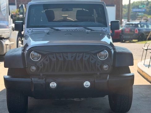 Used 2015 Jeep Wrangler Unlimited Sport w/ Connectivity Group AWD/4WD image 3