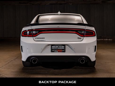 Used 2022 Dodge Charger R/T w/ Blacktop Package RWD image 7