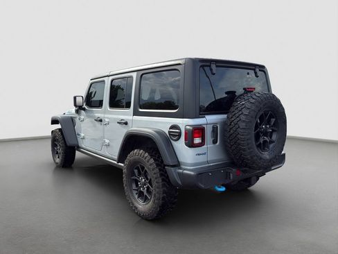 Used 2024 Jeep Wrangler Unlimited AWD/4WD image 4
