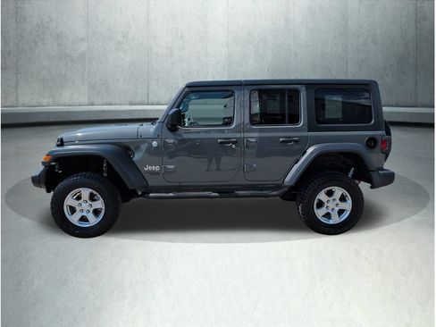 Used 2020 Jeep Wrangler Unlimited Sport S AWD/4WD image 2