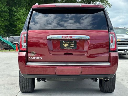 Used 2019 GMC Yukon Denali w/ Denali Ultimate Package RWD image 6