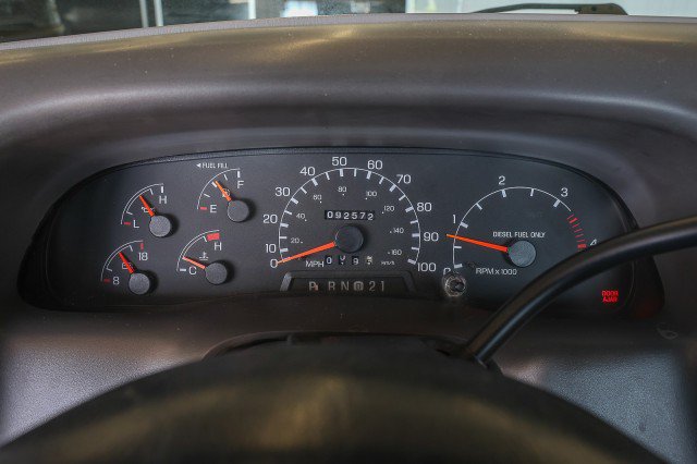 Used 1999 Ford F550 4x4 Regular Cab Super Duty image 23