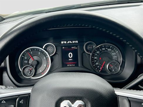 Used 2024 RAM 2500 Big Horn image 12