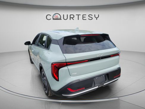 New 2026 Kia K4 GT-Line Turbo FWD image 2