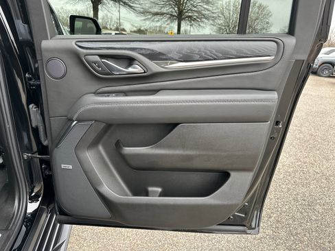 Used 2024 GMC Yukon XL Denali w/ Max Trailering Package image 17