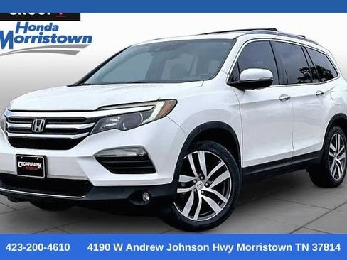 Used 2016 Honda Pilot Touring image 1