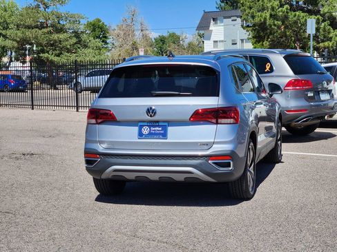 Certified 2023 Volkswagen Taos SE w/ Panoramic Sunroof Package AWD/4WD image 7
