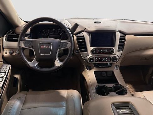 Used 2015 GMC Yukon XL SLT w/ Open Road Package AWD/4WD image 20