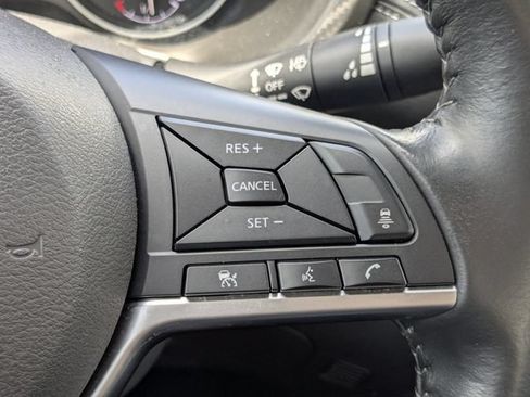 Used 2022 Nissan Sentra SV FWD image 26