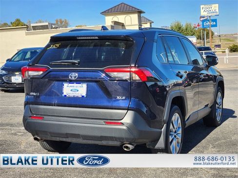 Used 2024 Toyota RAV4 XLE Premium image 5