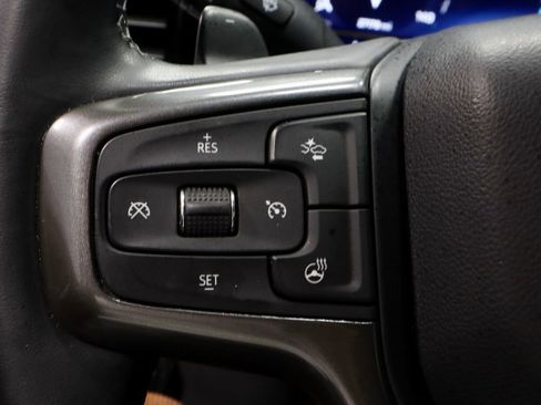 Used 2023 Chevrolet Silverado 1500 High Country w/ High Country Premium Package AWD/4WD image 25