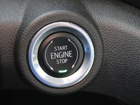 Used 2023 Chevrolet TrailBlazer LT image 33