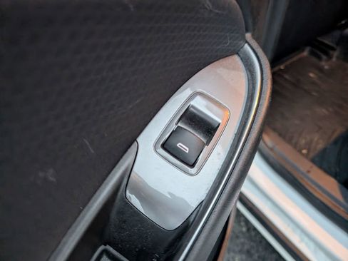 Used 2018 Chevrolet Malibu LT w/ Redline Edition image 11