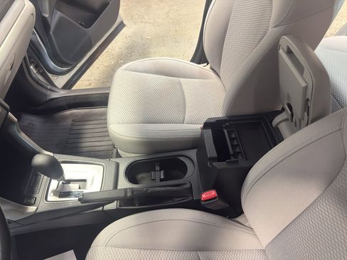 Used 2014 Subaru Forester 2.5i Premium w/ Protection Package #1 AWD/4WD image 21