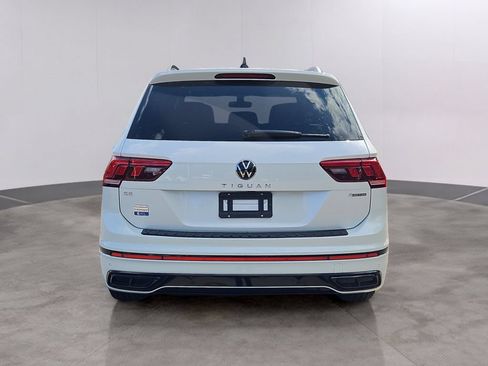 Certified 2024 Volkswagen Tiguan SE R-Line AWD/4WD image 5