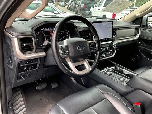 Used 2024 Ford Expedition Max XLT AWD/4WD image 14