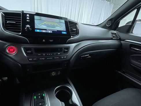Used 2022 Honda Pilot Sport image 20