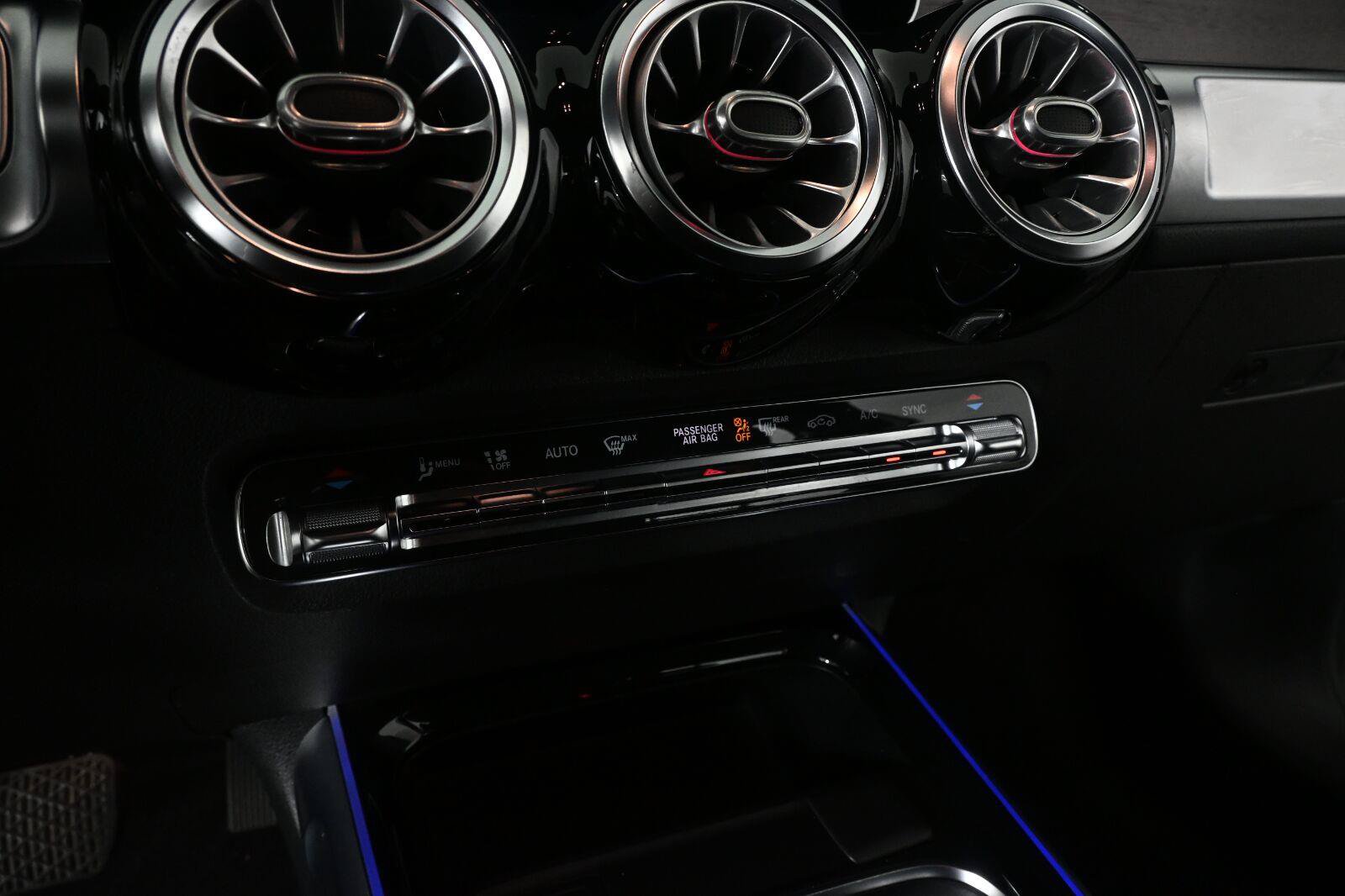 Certified 2021 Mercedes-Benz GLB 250 image 14