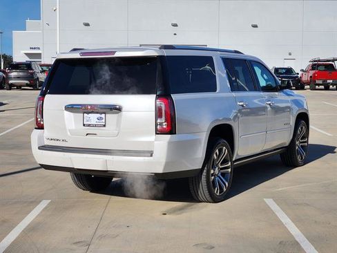 Used 2019 GMC Yukon XL Denali w/ Denali Ultimate Package image 4