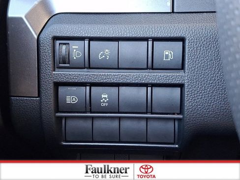 Certified 2025 Toyota 4Runner SR5 AWD/4WD image 20