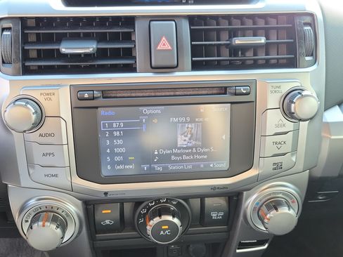 Used 2015 Toyota 4Runner SR5 RWD image 17