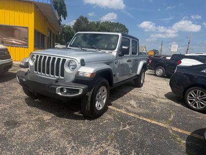 Used 2023 Jeep Gladiator Sport