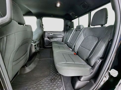 Used 2025 RAM 1500 Big Horn AWD/4WD image 24