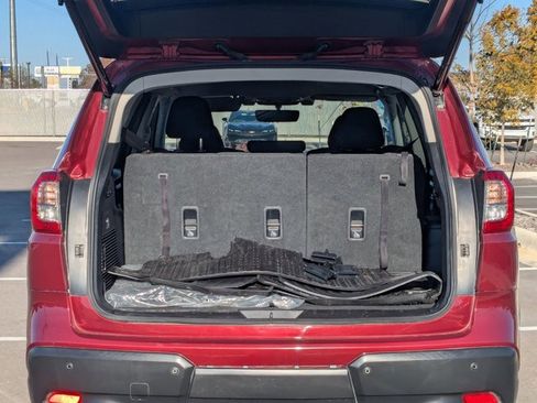 Used 2021 Subaru Ascent Premium w/ Convenience Package image 6