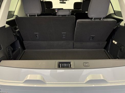 New 2025 Ford Expedition Active image 70