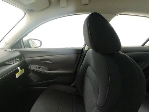 Certified 2024 Nissan Sentra S FWD image 24