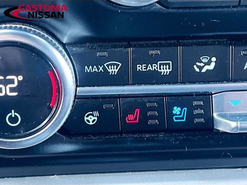 Used 2024 Ford Expedition Max Limited image 27