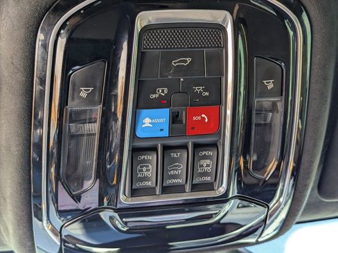 Used 2024 Jeep Grand Cherokee L Summit AWD/4WD image 31