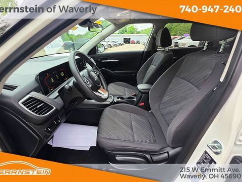 Used 2024 Kia Seltos LX AWD/4WD image 21