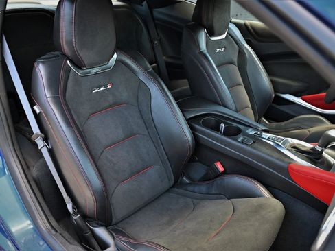 Used 2023 Chevrolet Camaro ZL1 RWD image 38