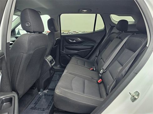Used 2024 GMC Terrain SLE image 13