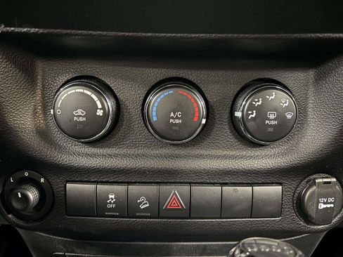 Used 2015 Jeep Wrangler Unlimited Sport w/ Quick Order Package 24S image 26